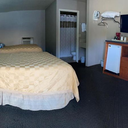 Lone Pine Budget Inn Eksteriør billede